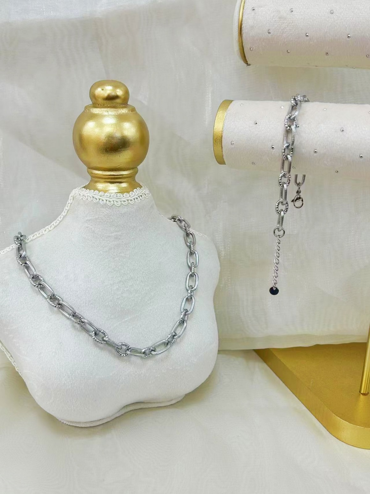 WhatsApp Image 2025-03-01 at 12.09.00