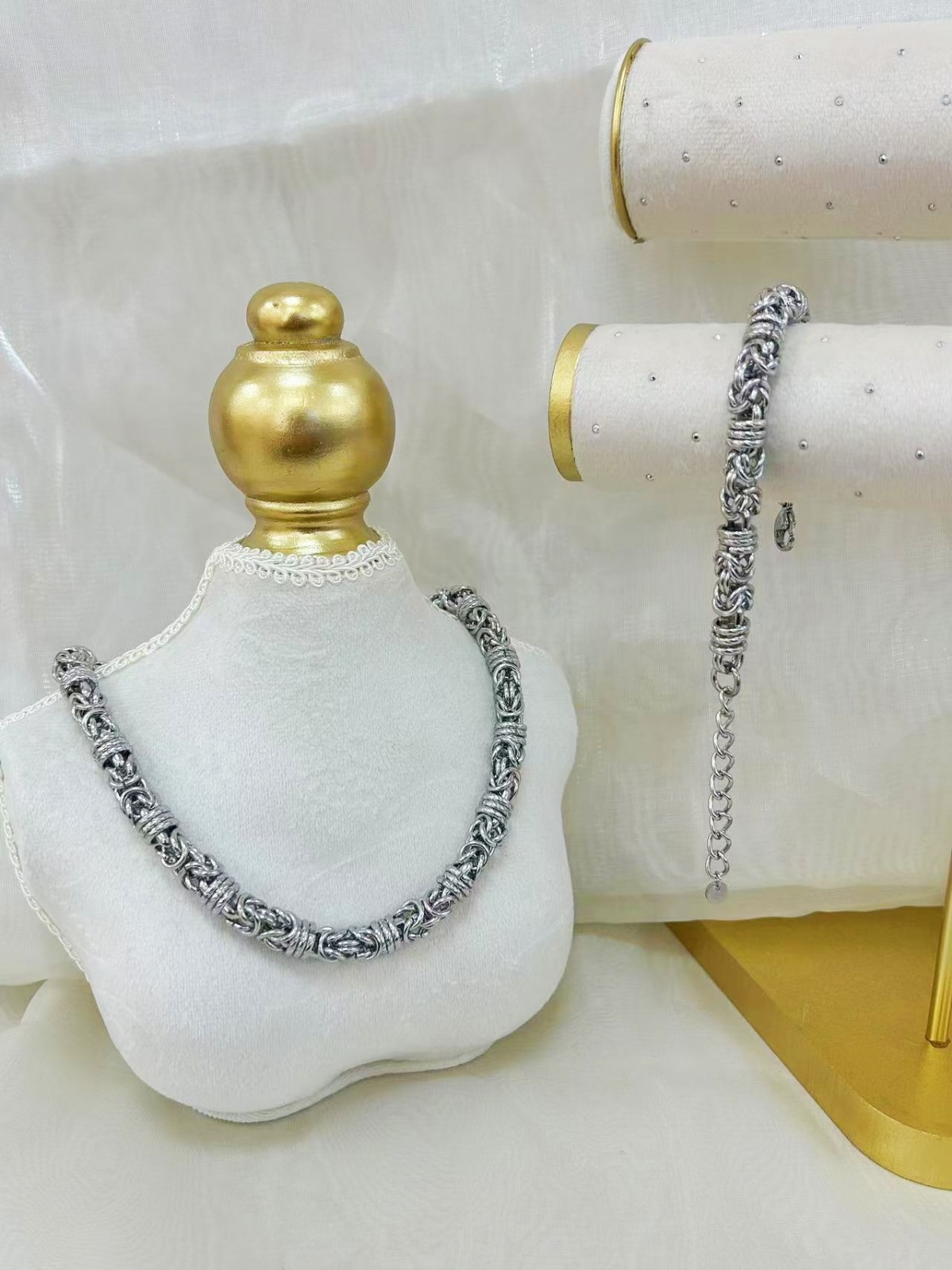 WhatsApp Image 2025-03-01 at 12.09.01